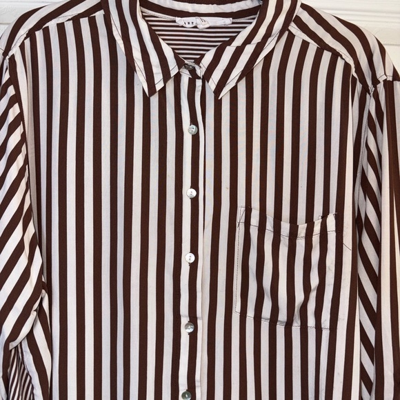 ***5/25*** Jane + Delancey Brown and White Striped Shirt - Picture 5 of 13